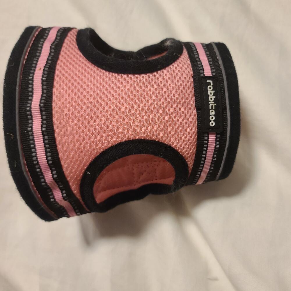 Rabbitgoo Cat Harness. Escape Proof Soft Adjustable Pink L